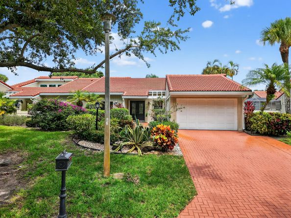 37 Glens Drive W, Boynton Beach FL 33436
