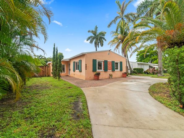 906 NE 5th Street, Hallandale Beach FL 33009
