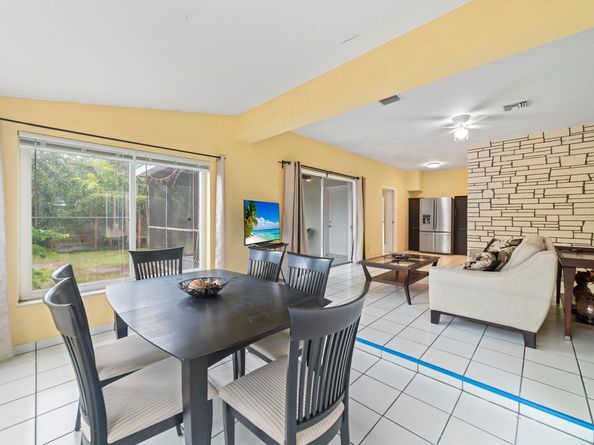 906 NE 5th Street, Hallandale Beach FL 33009