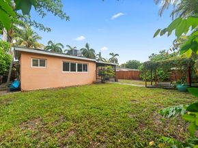 906 NE 5th Street, Hallandale Beach FL 33009