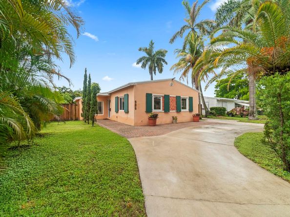 906 NE 5th Street, Hallandale Beach FL 33009