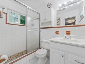 906 NE 5th Street, Hallandale Beach FL 33009