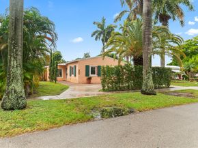 906 NE 5th Street, Hallandale Beach FL 33009
