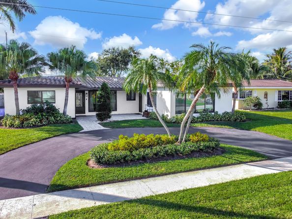 908 SE 16th Street, Deerfield Beach FL 33441