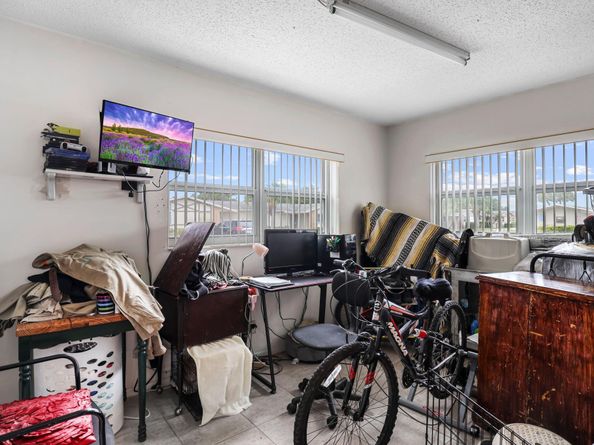 2547 W Emory Drive W H, West Palm Beach FL 33415