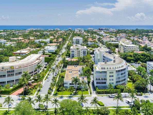 381 S Lake Drive 8, Palm Beach FL 33480
