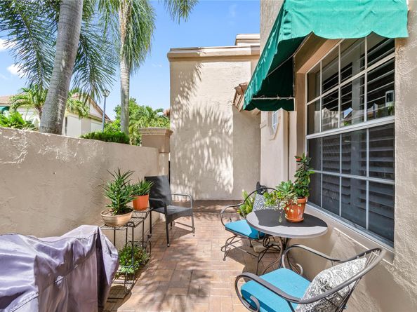6581 Via Regina 6581, Boca Raton FL 33433