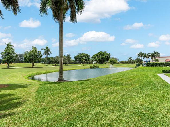 8900 Washington Blvd 106A, Pembroke Pines FL 33025
