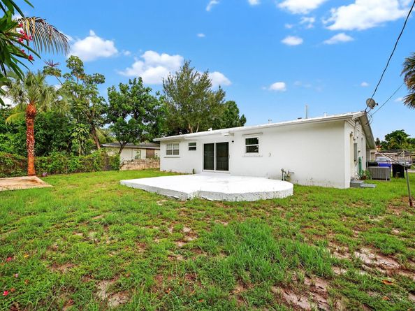 3131 SW 20th Ct, Fort Lauderdale FL 33312
