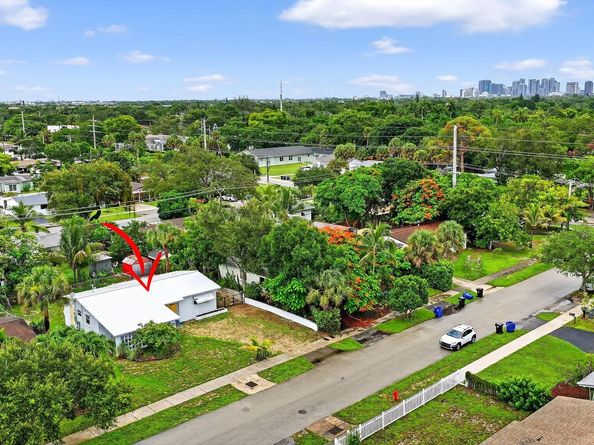 3131 SW 20th Ct, Fort Lauderdale FL 33312