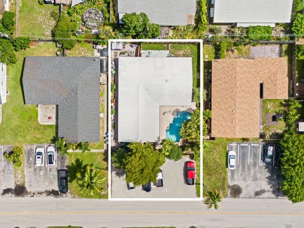 1681 NE 56th St, Fort Lauderdale FL 33334