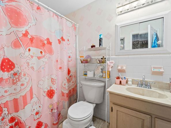 1681 NE 56th St, Fort Lauderdale FL 33334