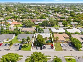 1681 NE 56th St, Fort Lauderdale FL 33334