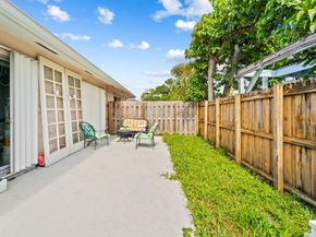 1681 NE 56th St, Fort Lauderdale FL 33334