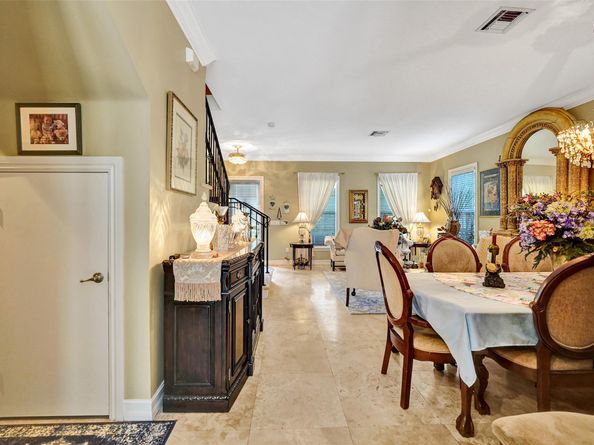 101 NE 21st St, Wilton Manors FL 33305