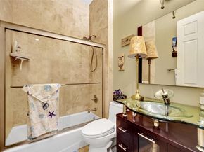 101 NE 21st St, Wilton Manors FL 33305