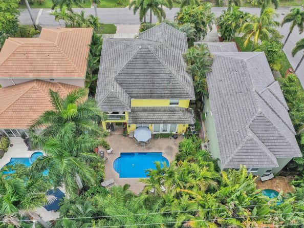 101 NE 21st St, Wilton Manors FL 33305