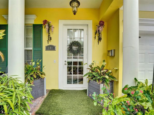 101 NE 21st St, Wilton Manors FL 33305