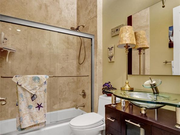 101 NE 21st St, Wilton Manors FL 33305