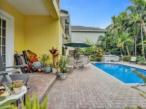 101 NE 21st St, Wilton Manors FL 33305