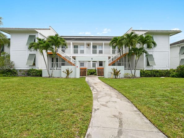 271 Cypress Point Drive 271, Palm Beach Gardens FL 33418