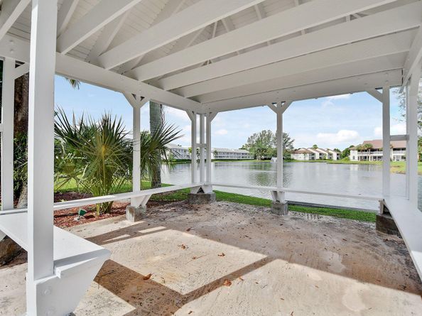 271 Cypress Point Drive 271, Palm Beach Gardens FL 33418