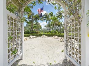 271 Cypress Point Drive 271, Palm Beach Gardens FL 33418