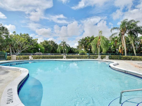 271 Cypress Point Drive 271, Palm Beach Gardens FL 33418