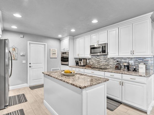 2204 Campanelli Blvd, Boynton Beach FL 33426