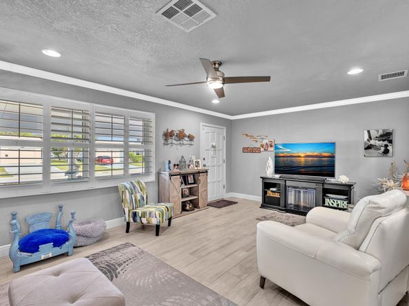 2204 Campanelli Blvd, Boynton Beach FL 33426
