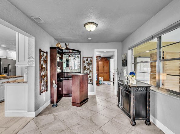2204 Campanelli Blvd, Boynton Beach FL 33426