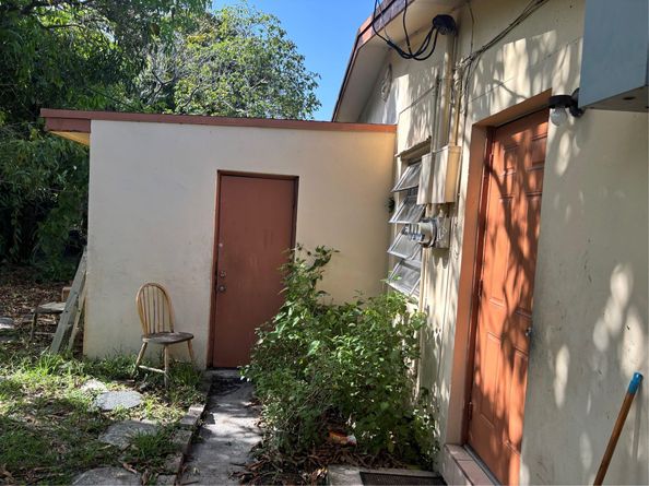 1309 NE 3rd Ave, Fort Lauderdale FL 33304