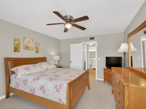 335 Pine Ridge Circle A2, Greenacres FL 33463