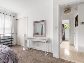 1433 NE 5th Ave, Fort Lauderdale FL 33304