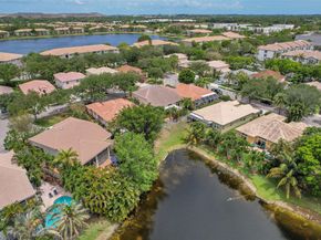 4819 NW 53rd Cir, Coconut Creek FL 33073