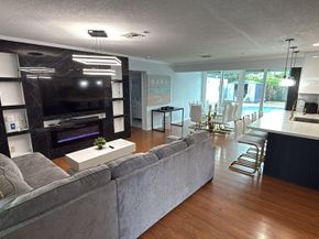4420 NW 8th St, Coconut Creek FL 33066