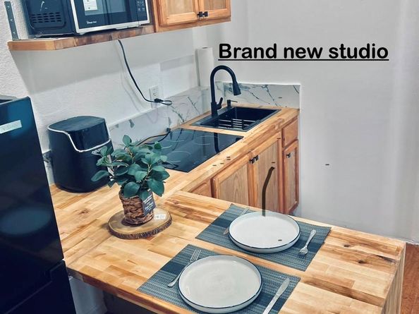 4420 NW 8th St, Coconut Creek FL 33066
