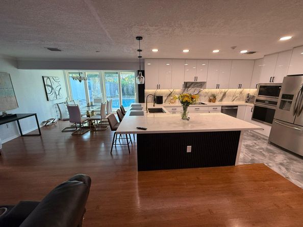4420 NW 8th St, Coconut Creek FL 33066