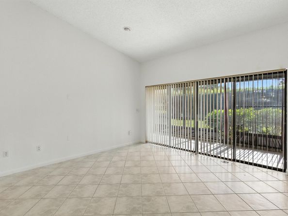 3646 English D Road D, Lake Worth FL 33467