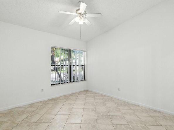 3646 English D Road D, Lake Worth FL 33467