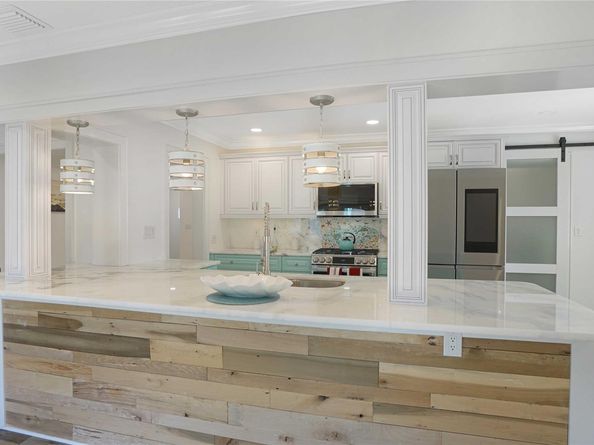 1736 NW 39th St, Oakland Park FL 33309