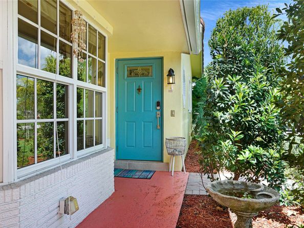 1736 NW 39th St, Oakland Park FL 33309