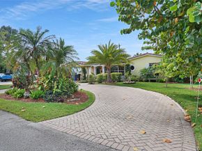 1736 NW 39th St, Oakland Park FL 33309