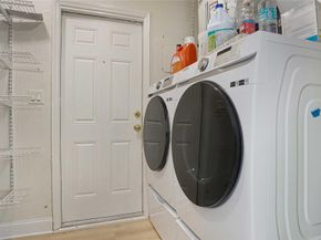 1736 NW 39th St, Oakland Park FL 33309