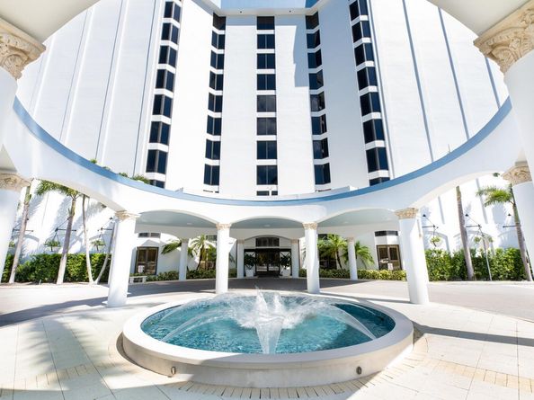 3800 Washington Road 1002, West Palm Beach FL 33405