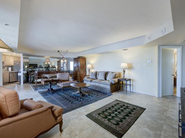 3800 Washington Road 1002, West Palm Beach FL 33405