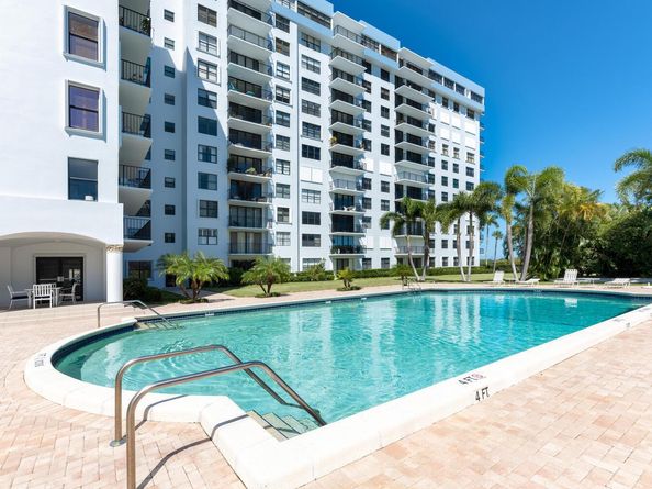3800 Washington Road 1002, West Palm Beach FL 33405