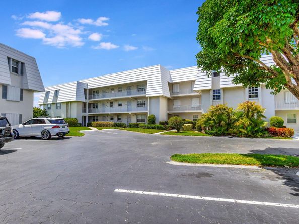 1030 Sugar Sands Boulevard 367, Singer Island FL 33404