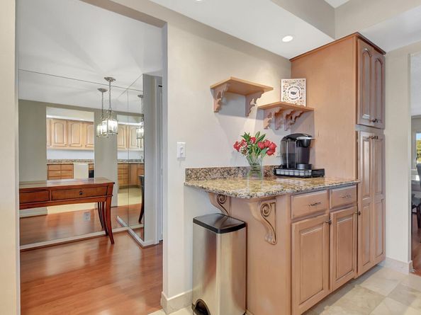 1030 Sugar Sands Boulevard 367, Singer Island FL 33404