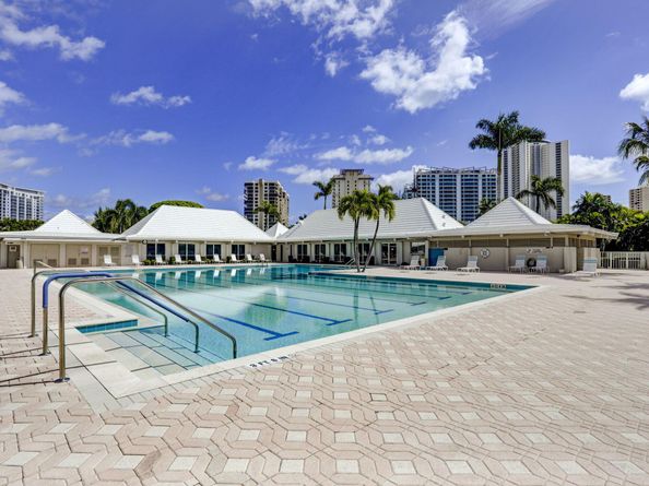 1030 Sugar Sands Boulevard 367, Singer Island FL 33404